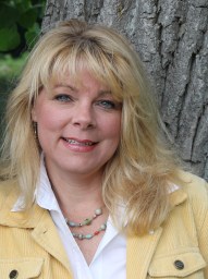 Rebecca Seymour Headshot